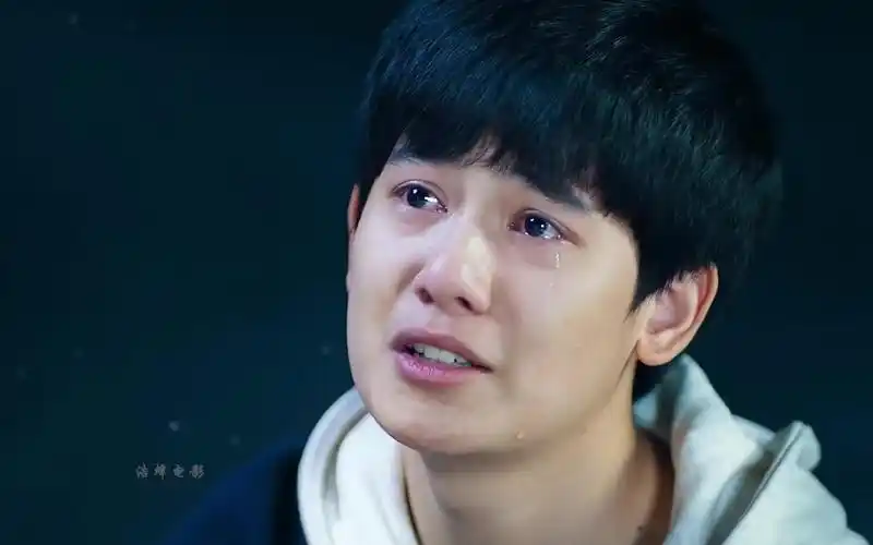 时光意识到只有不断地下棋,才能在棋盘里寻找到褚赢的影子,棋魂_哔哩