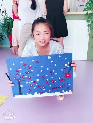 康桥郦湾幼儿园教师技能技巧大练兵——创意绘画,展幼师风采