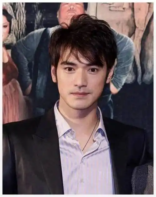 2月28日,金城武突然登上热搜,原因是他被传和日本女主播马场典子结婚