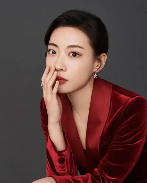 演出预告北京京剧院优秀青年演员李佳京剧专场李韵佳音即将上演