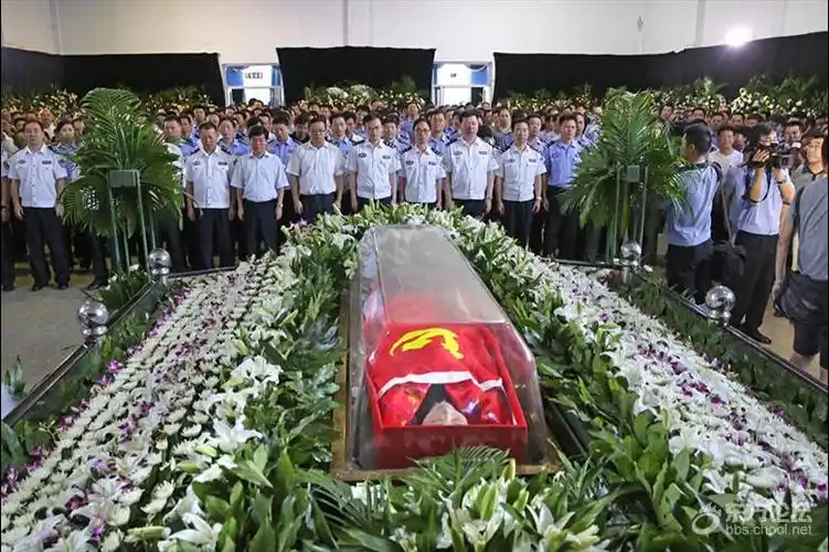 遗体告别仪式主持词