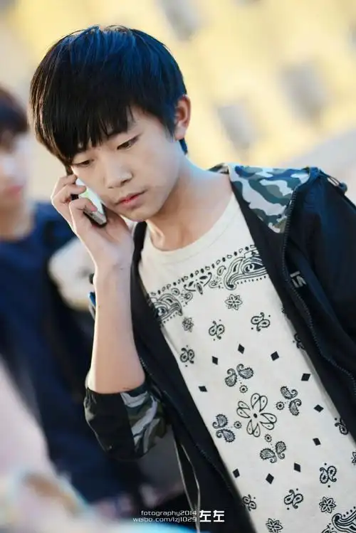 易烊千玺电影小小的我