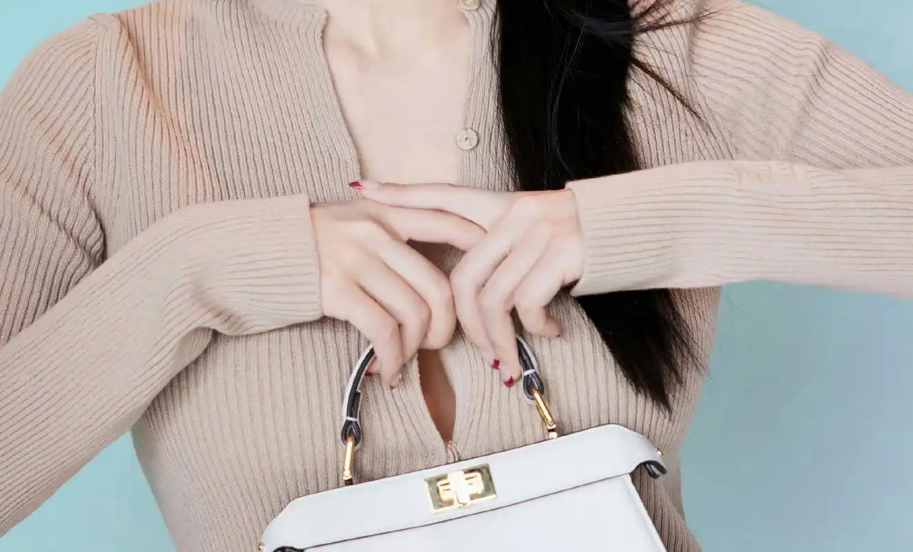 程潇  高跟凉鞋  大长腿