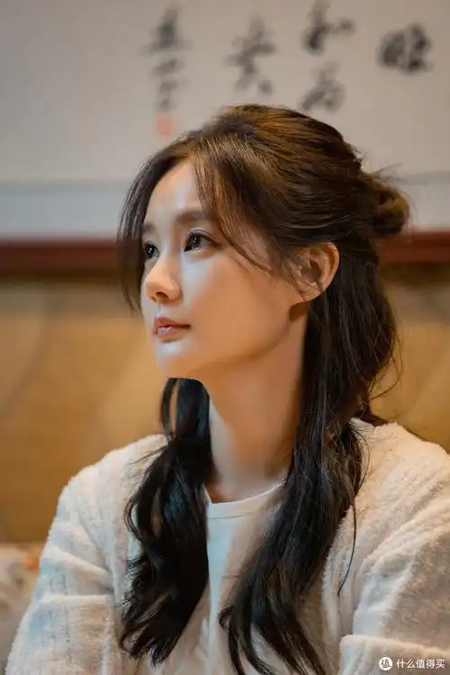 《狂飙》人物盘点(六):低配版李沁,"女一号"李一桐为啥毫无