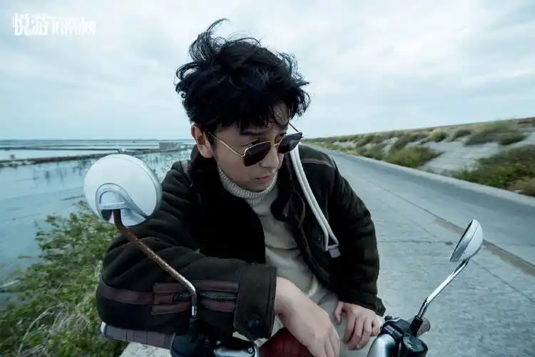 雷佳音悠闲随性杂志大片写真图片89