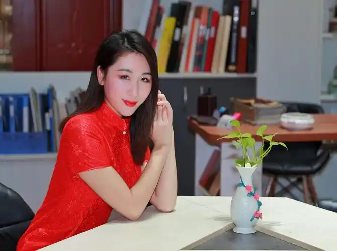 红美星家居室内人像摄影