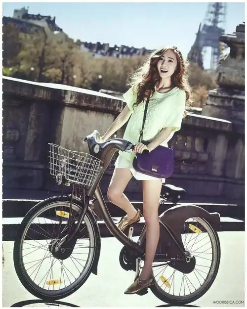 i美女丨考古郑秀妍的画报人生366