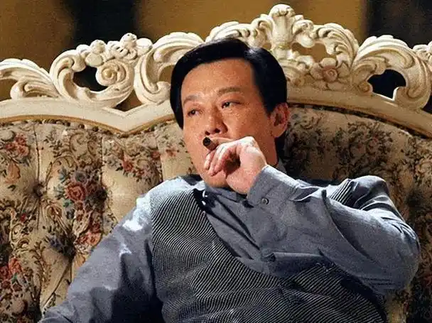 69岁视帝寇世勋一妻一妾两儿两女晚年还有贤妻在侧