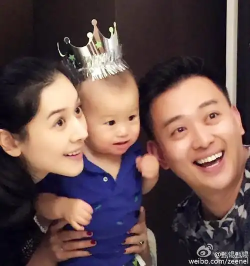 长相甜美,嫁大十二岁古装男神生下一儿一女,如今33岁过成这样