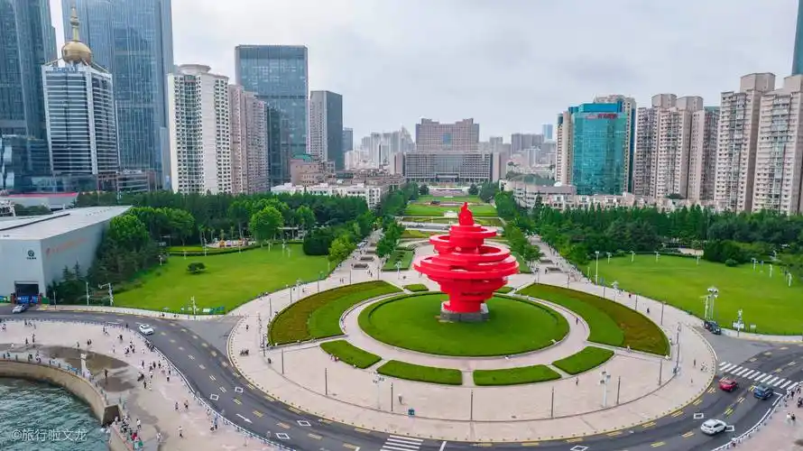 青岛旅游,必打卡五四广场,哪怕每次都来还是愿意在这里看看风景_大海