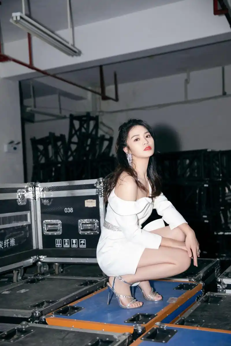 黄英  美腿玉足合集