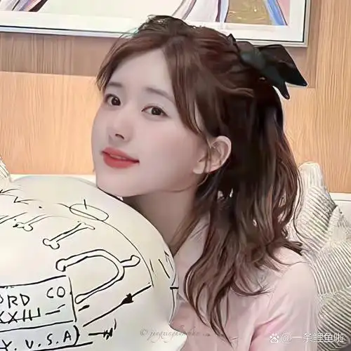 甜妹都在用的赵露思稀有头像 露思真的是可盐可甜啊! 可露丽们快保存!