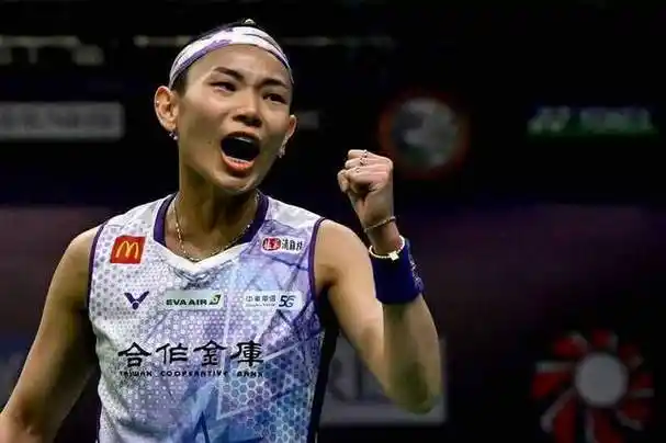 泰国羽毛球"天才少女"碧查梦视戴资颖为偶像,绰号为何是pink