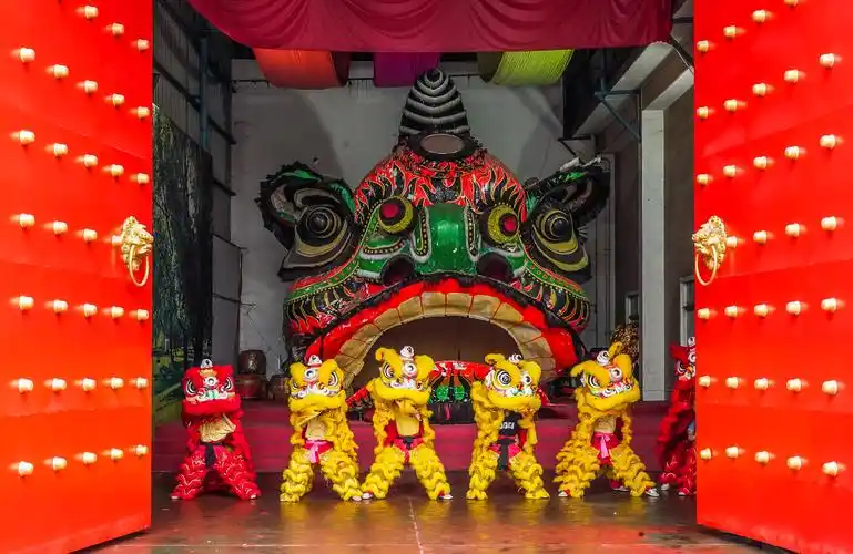 体育地理天下醒狮皆出南海