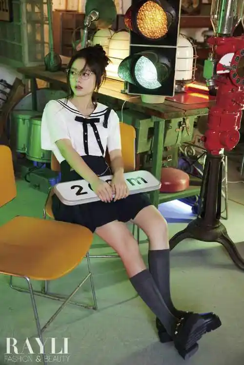 赵今麦时尚硬照有的是真灵有的是真一言难尽