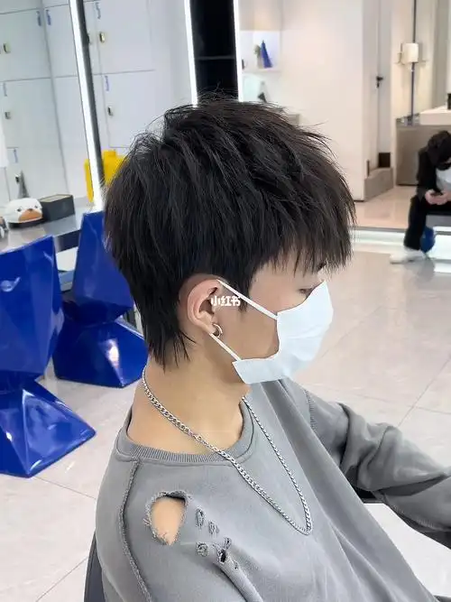 男生发型  #狼尾