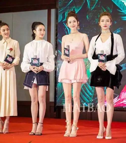 迪丽热巴古力娜扎谁更美?看这些素颜照就懂了!