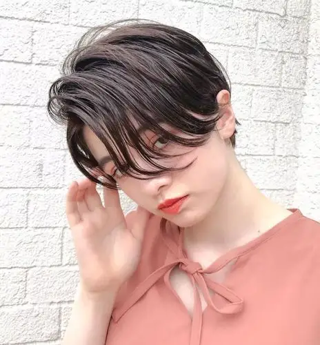 经典短发与创意短发让你2019变的潮流前卫女生