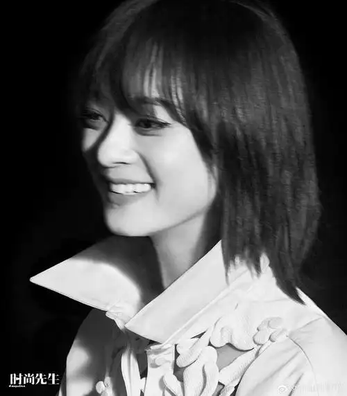 #孙俪时尚先生封面##孙俪镂空巴洛克大片#