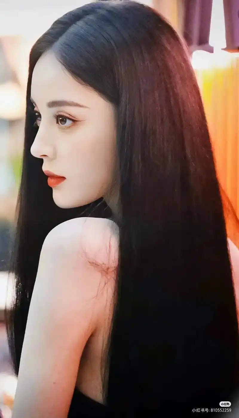 适合当壁纸的美图.#古力娜扎 - 抖音