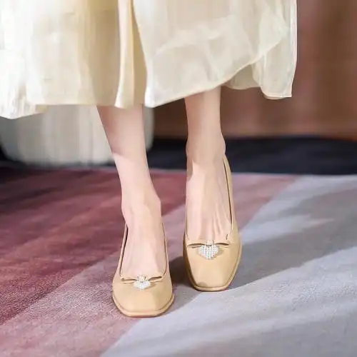 全新秋季新款牛皮粗跟一脚蹬浅口单鞋女鞋