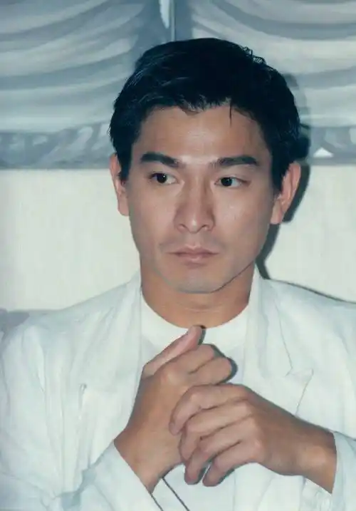 刘德华谈自己的婚姻!半年都不会和朱丽蒨通一个电话,称没有需求