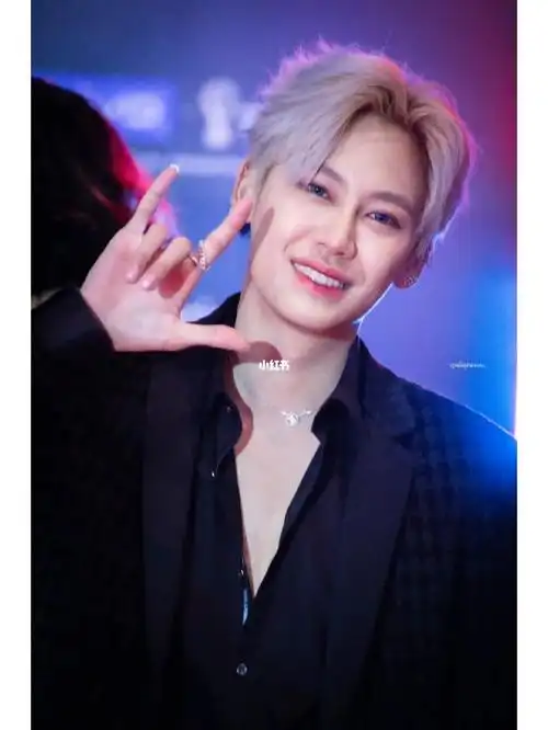 今天这个造型的加鸡腿好好看 绝了#boun  #李文勇