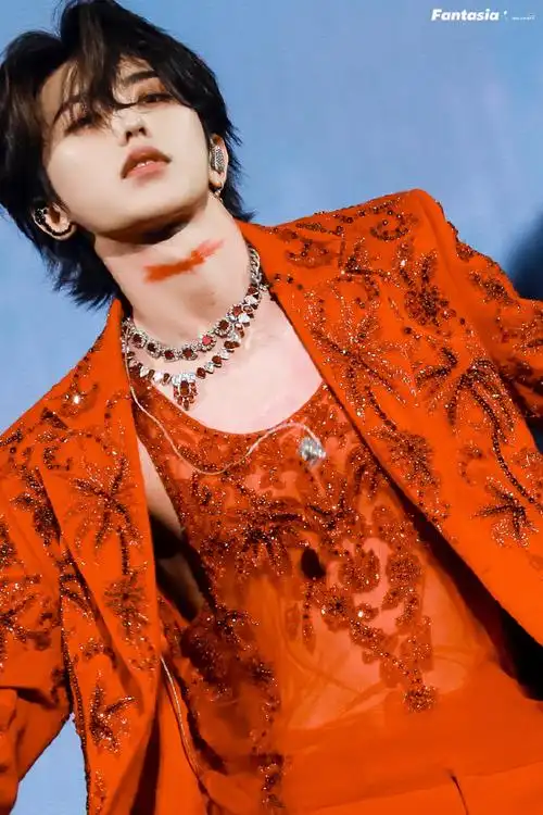 蔡徐坤2021个人巡回演唱会