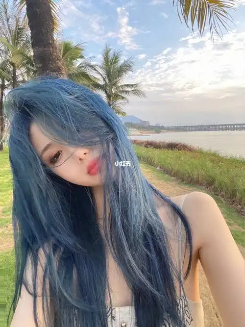 发色_接头发_染发_发型_蓝灰色_夏天去哪玩_烫发_染头发_3am hair