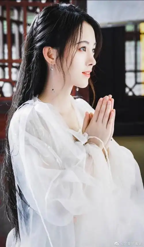 盘点那些一眼万年,惊艳世人的女星古装角色,有你喜欢的吗?- 明星杂谈