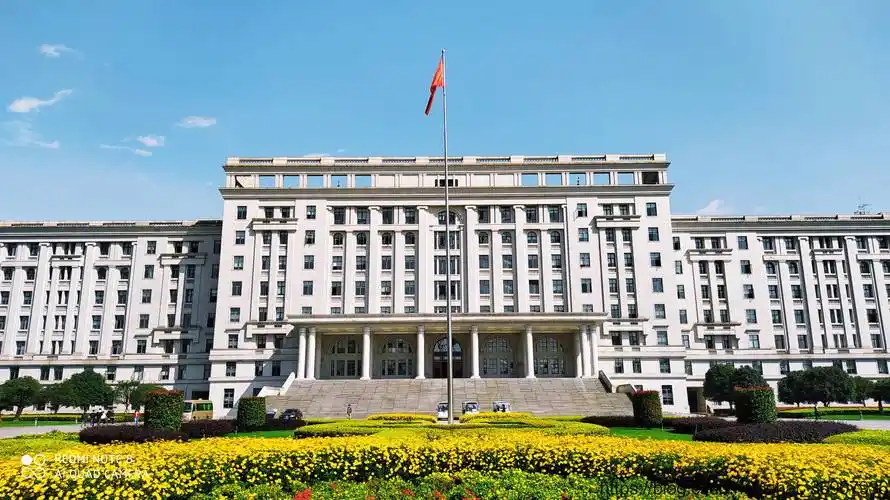 英国前十的大学申请条件-英国留学怎么申请-2024qs最新排名