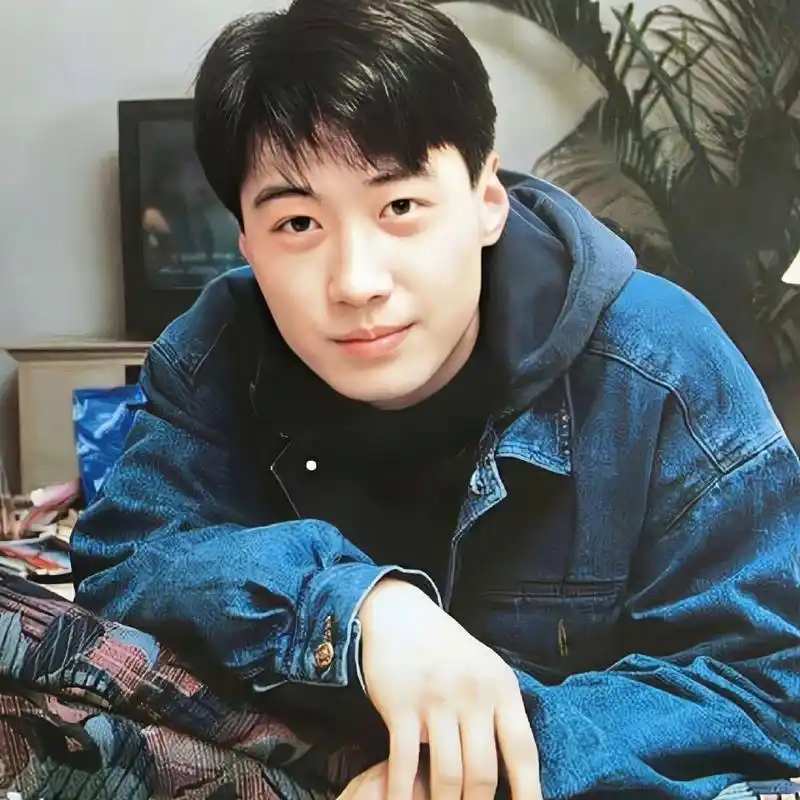 【自修】黎明头像