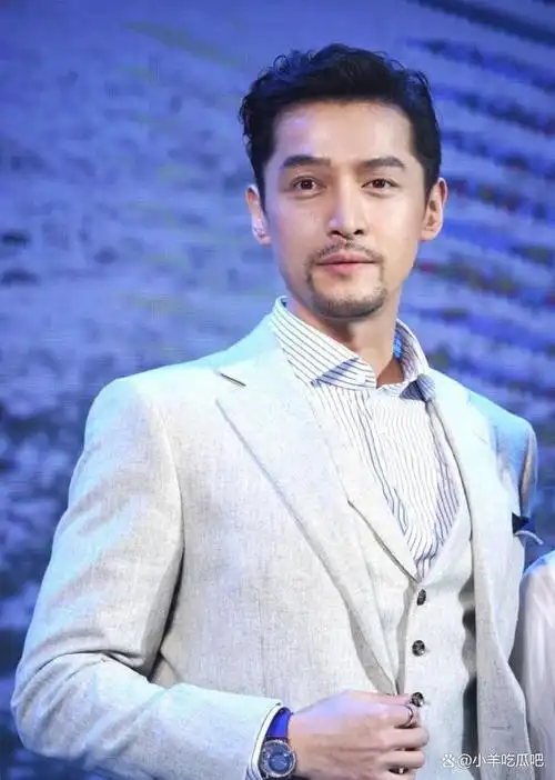 盘点娱乐圈留胡子堪比"整容"的10位男星,有人变丑,有人成极品