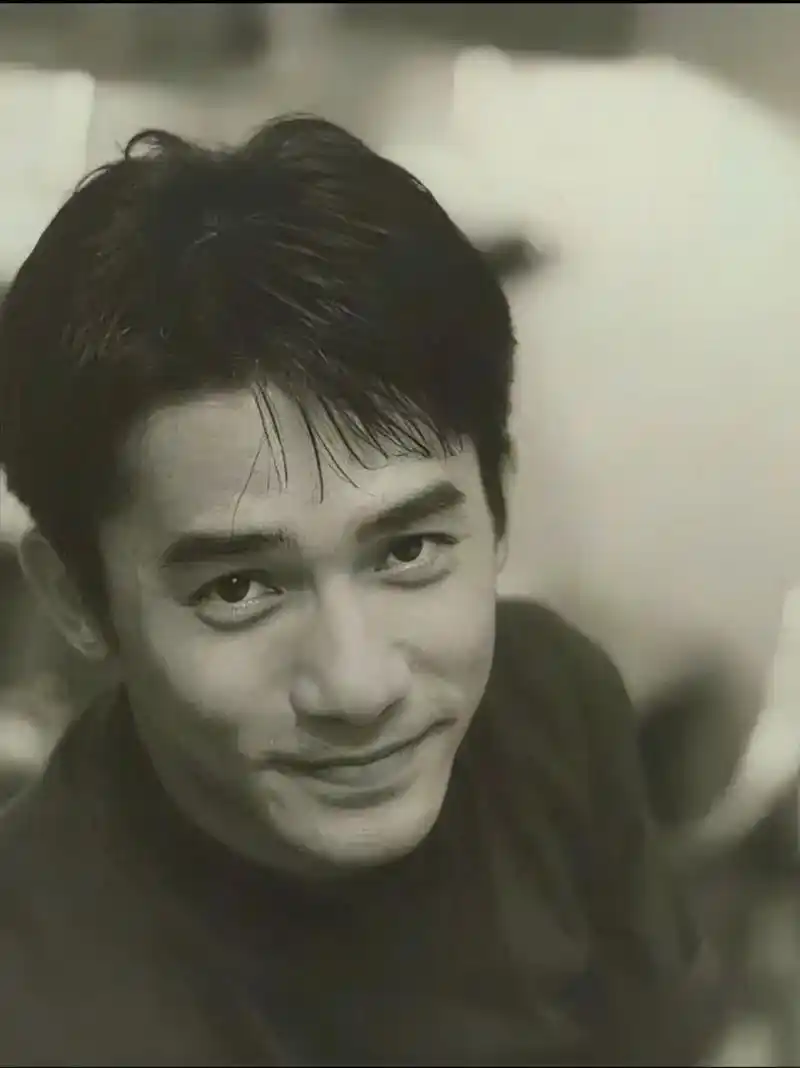 梁朝伟 年轻痞帅代表,岁月沉淀后超有味道!