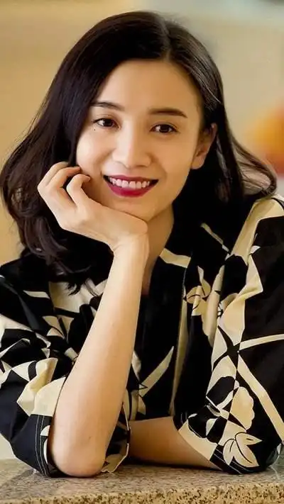 时尚俏佳人——宋佳