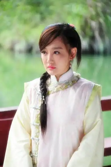 《天涯女人心》引关注 薛佳凝童颜美肌获赞