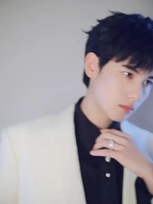 胡先煦穿过月亮的旅行##胡先煦王锐