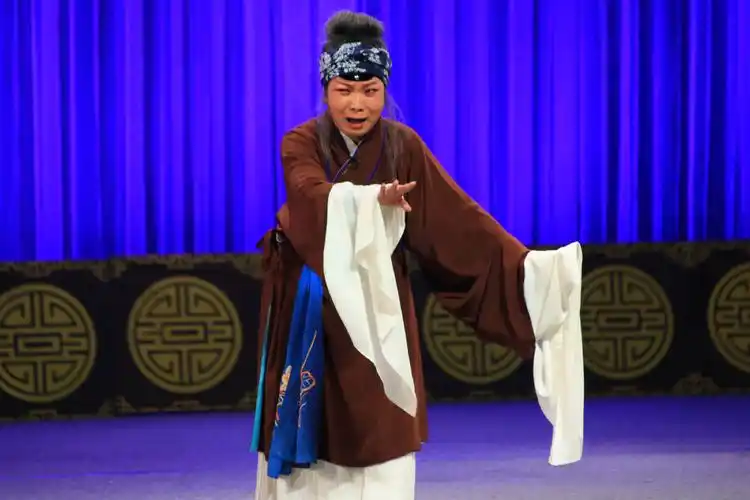 四川省第四届青年川剧演员比赛. 宜宾市艺术研究院.