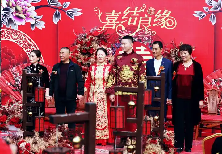 贺新郎朱安国先生新娘查文婷女士新婚志禧(婚礼现场花絮)