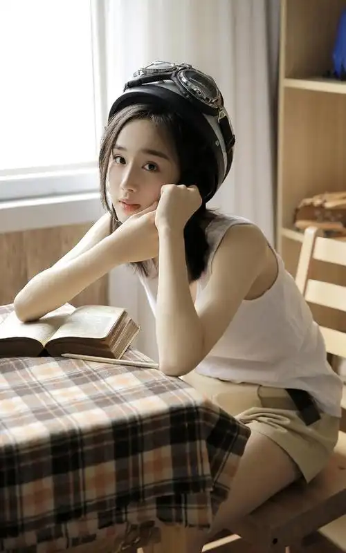 短发个人写真港风(小清新美短裤大长腿)(7)