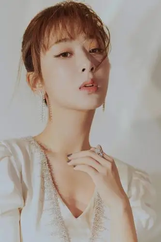 2019搜狐时尚盛典年度人气女明星提名:杨紫