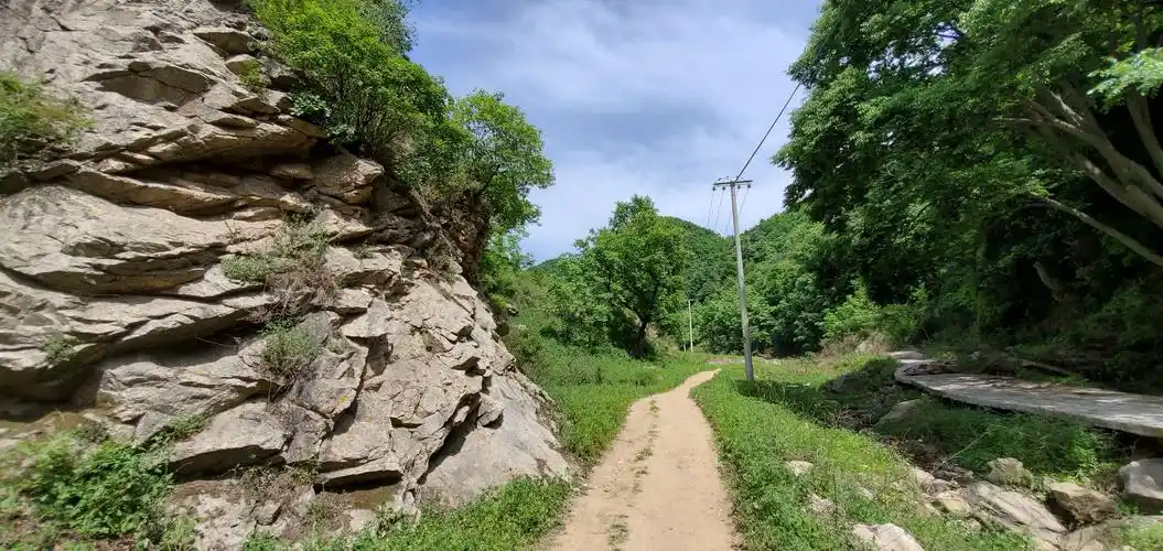 蓝田流峪草甸穿越(流峪寺村——李家坪村)