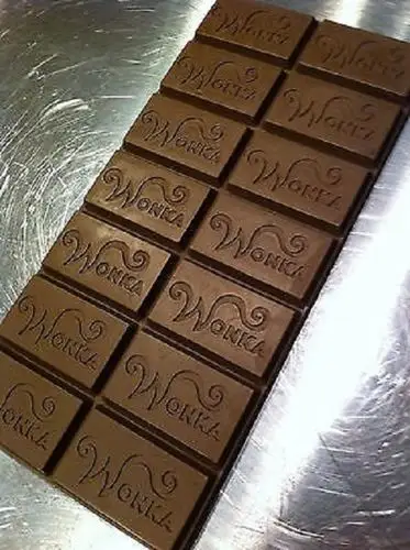 willy wonka diy chocolate bar mould