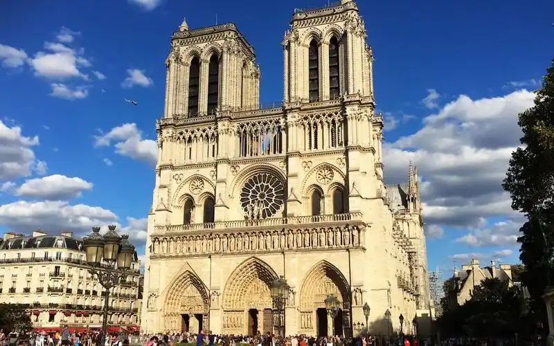 欧洲文学文化地标,世界文化遗产-巴黎圣母院.欧洲纪行之巴黎