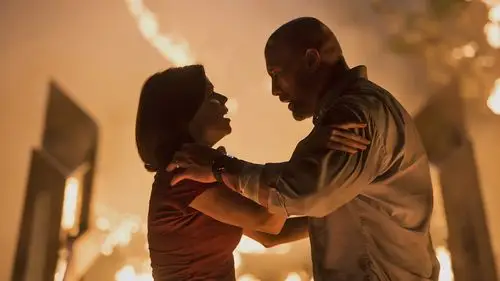 摩天营救skyscraper(2018)