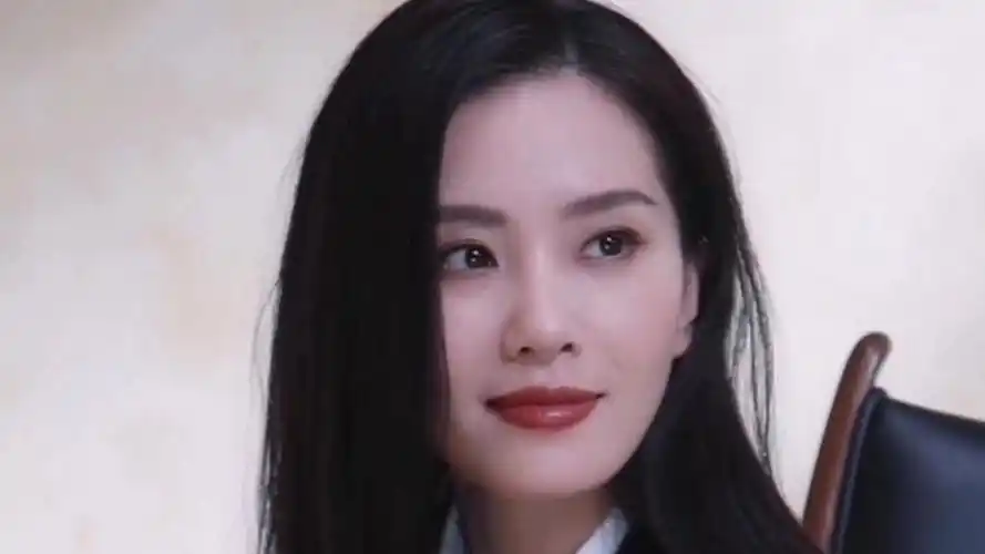 【刘诗诗】近距离怼脸盯,一颦一笑皆是风情!