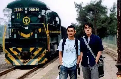 胡歌袁弘诠释了什么叫做感情,胡歌只做袁弘一人的伴郎!