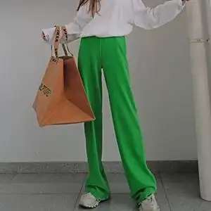 绿色休闲阔腿裤如何搭配