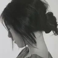 唯美低头头像女生图片低头不语的女生满脸思念