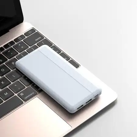 neeize 充电宝便携大容量移动电源 y134(6000mah)白色